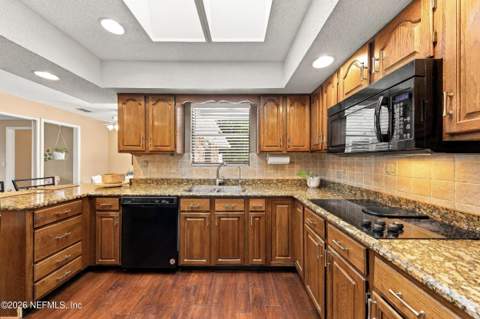 8249 Old Port Circle, Jacksonville FL - photo 14 of 73