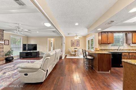 8249 Old Port Circle, Jacksonville FL - photo 22 of 73