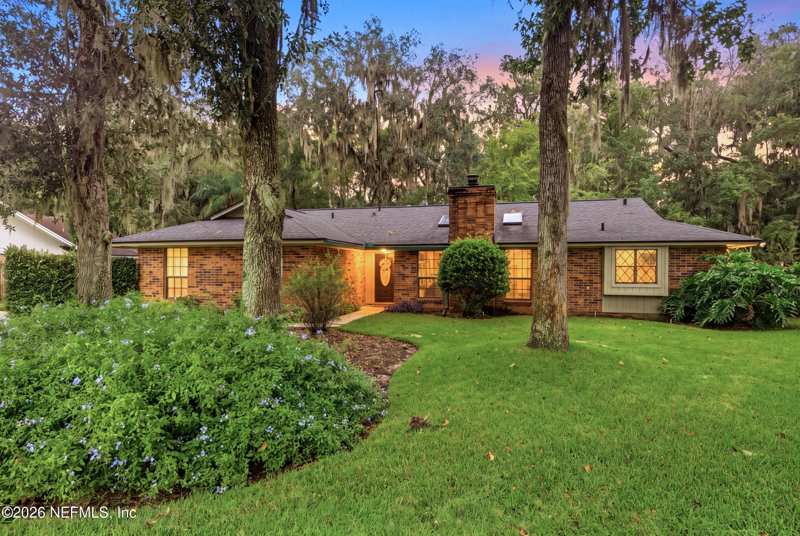3 bedroom Single Family Residence at 8249 Old Port Circle, Secret Cove, Jacksonville — photo 1