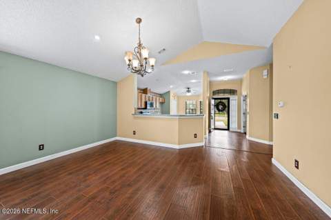 5628 Ashleigh Park Drive, Jacksonville FL - photo 10 of 29