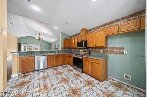 5628 Ashleigh Park Drive, Jacksonville FL - photo 14 of 29