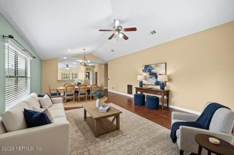 5628 Ashleigh Park Drive, Jacksonville FL - photo 7 of 29