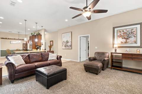 10923 Black Diamond Court, Jacksonville FL - photo 11 of 44