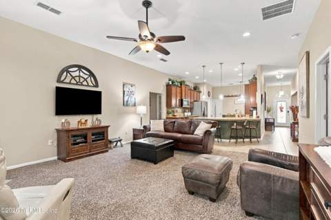 10923 Black Diamond Court, Jacksonville FL - photo 12 of 44