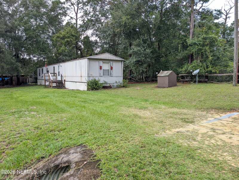 3 bedroom Mobile Home at 411 Ofarrell Avenue, Interlachen Lakes Estates, Interlachen — photo 1