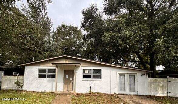 4 bedroom Single Family Residence at 7215 Karenita Drive, Cedar Hills Estates, Jacksonville — photo 1