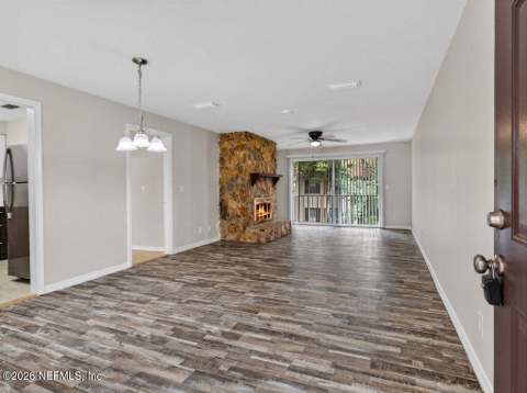 1672 El Camino Road #3, Jacksonville FL - photo 8 of 42