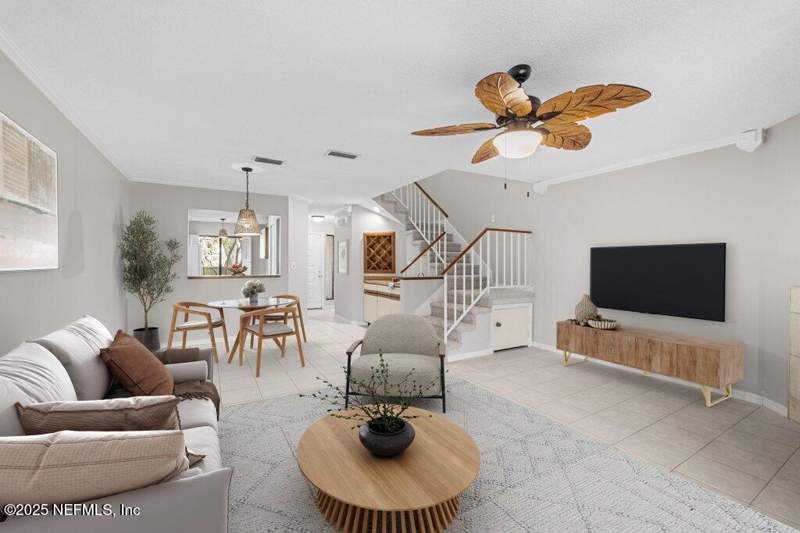 3 bedroom Condominium at 7701 Baymeadows Circle #1154, Village Green At Baymeadows, Jacksonville — photo 4
