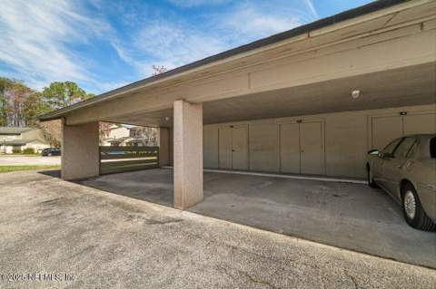 7701 Baymeadows Circle #1154, Jacksonville FL - photo 14 of 46