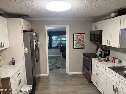 10525 Gailwood Circle, Jacksonville FL - photo 10 of 18