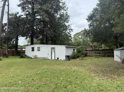 10525 Gailwood Circle, Jacksonville FL - photo 15 of 18
