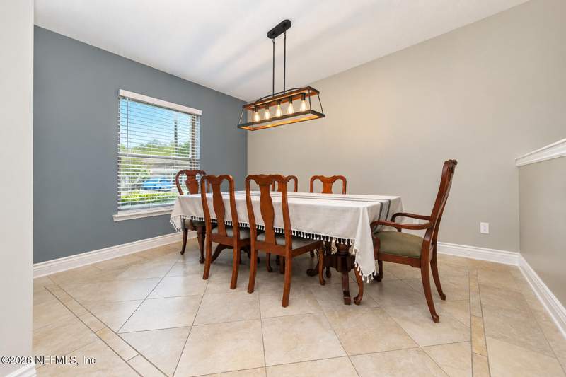3 bedroom Single Family Residence at 4735 Southern Pacific Drive, Losco Junction, Jacksonville — photo 5