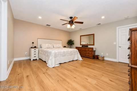 4735 Southern Pacific Drive, Jacksonville FL - photo 16 of 38