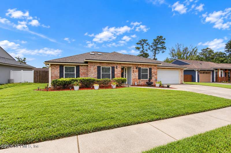 3 bedroom Single Family Residence at 4735 Southern Pacific Drive, Losco Junction, Jacksonville — photo 2
