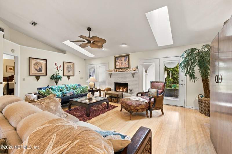 3 bedroom Single Family Residence at 1570 Clinch Drive, Fernandina Beach, Fernandina Beach — photo 5