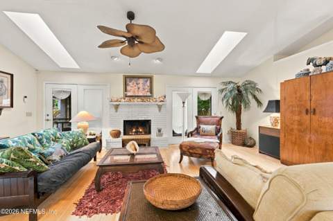 1570 Clinch Drive, Fernandina Beach FL - photo 6 of 25