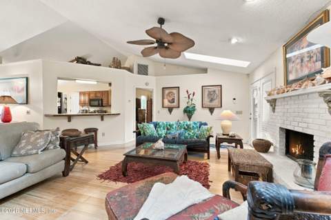 1570 Clinch Drive, Fernandina Beach FL - photo 7 of 25