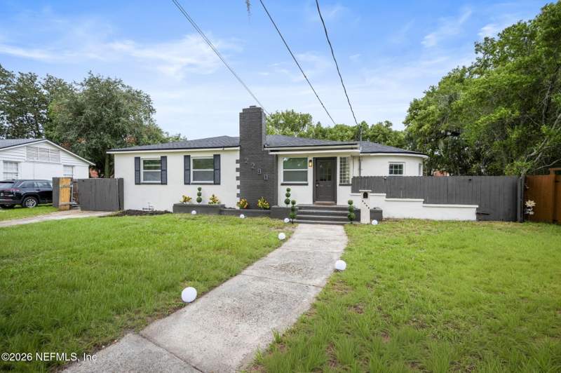 5 bedroom Single Family Residence at 2290 Larchmont Road, St Nicholas Park, Jacksonville — photo 3