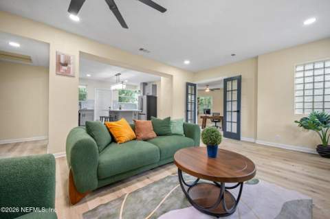2290 Larchmont Road, Jacksonville FL - photo 9 of 46