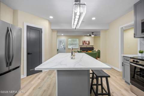2290 Larchmont Road, Jacksonville FL - photo 15 of 46