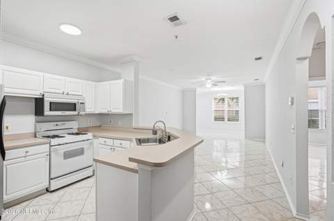 13810 Sutton Park Drive #1414, Jacksonville FL - photo 6 of 32