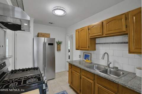 1166 Murray Drive, Jacksonville FL - photo 11 of 26