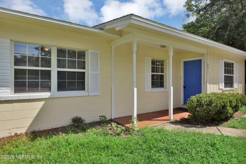3 bedroom Single Family Residence at 6611 Starling Avenue, Greenfield Manor, Jacksonville — photo 2