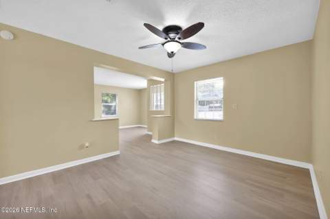 6611 Starling Avenue, Jacksonville FL - photo 14 of 37