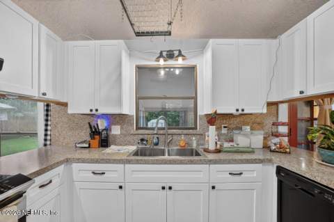 516 Rockwood Court, Orange Park FL - photo 19 of 48