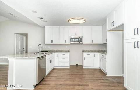 451 N Boulevard, Macclenny FL - photo 13 of 20