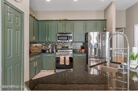 15708 Tisons Bluff Road, Jacksonville FL - photo 10 of 27