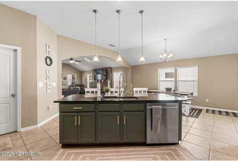 15708 Tisons Bluff Road, Jacksonville FL - photo 13 of 27