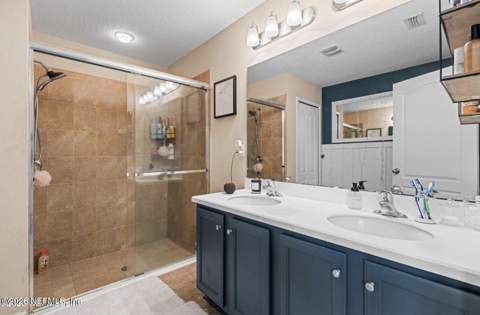 15708 Tisons Bluff Road, Jacksonville FL - photo 16 of 27