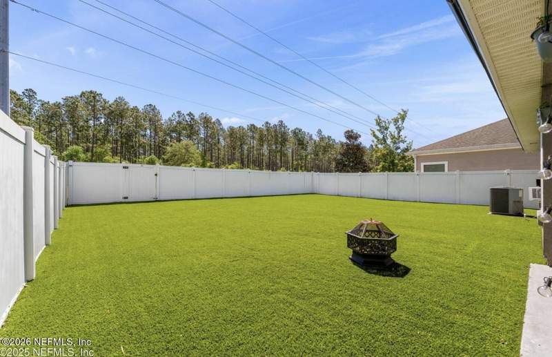 3 bedroom Single Family Residence at 15708 Tisons Bluff Road, Yellow Bluff Landing, Jacksonville — photo 2