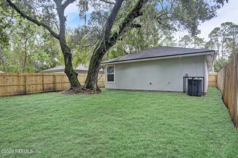 2370 Johnson Avenue, Jacksonville FL - photo 18 of 19