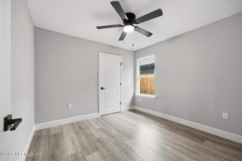 3242 Dillon Street, Jacksonville FL - photo 15 of 21