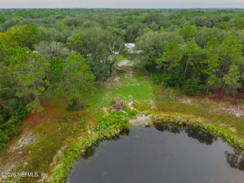203 Pond Circle, Interlachen FL - photo 7 of 41