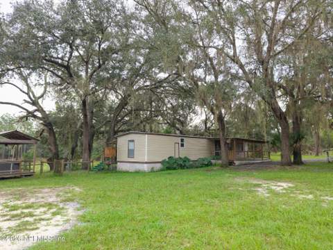203 Pond Circle, Interlachen FL - photo 14 of 41