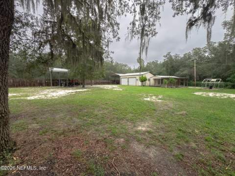 203 Pond Circle, Interlachen FL - photo 20 of 41