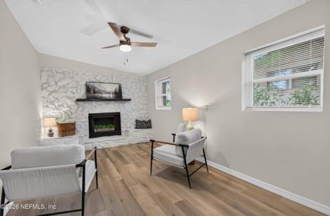 6851 Biddy Lane, Jacksonville FL - photo 17 of 40
