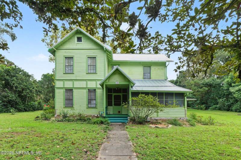 4 bedroom Single Family Residence at 109 E Washington, Not Validd, Interlachen — photo 2
