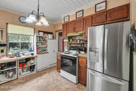 109 E Washington, Interlachen FL - photo 16 of 28