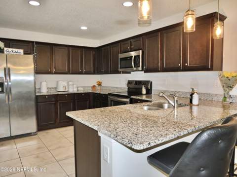 8493 Thor Street, Jacksonville FL - photo 6 of 20
