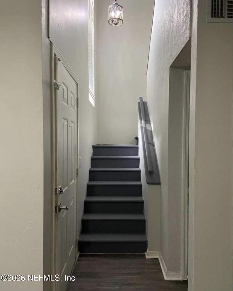 2 bedroom Townhouse at 2300 Twelve Oaks Drive #J-4, Twelve Oaks, Orange Park — photo 2