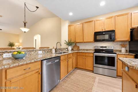 96029 Cottage Court #1205, Fernandina Beach FL - photo 8 of 30