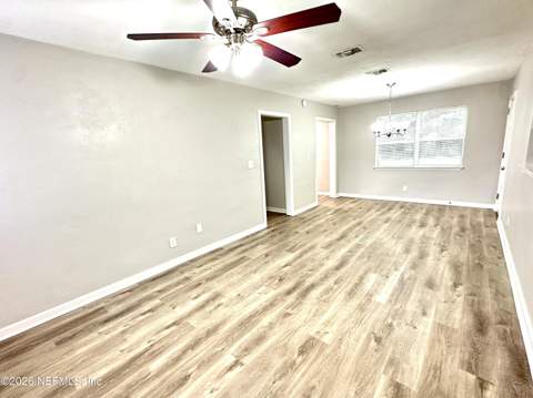 1048 Underhill Drive, Jacksonville FL - photo 6 of 44