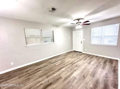1048 Underhill Drive, Jacksonville FL - photo 11 of 44