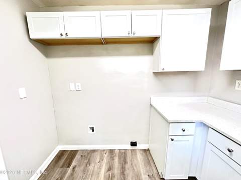 1048 Underhill Drive, Jacksonville FL - photo 14 of 44