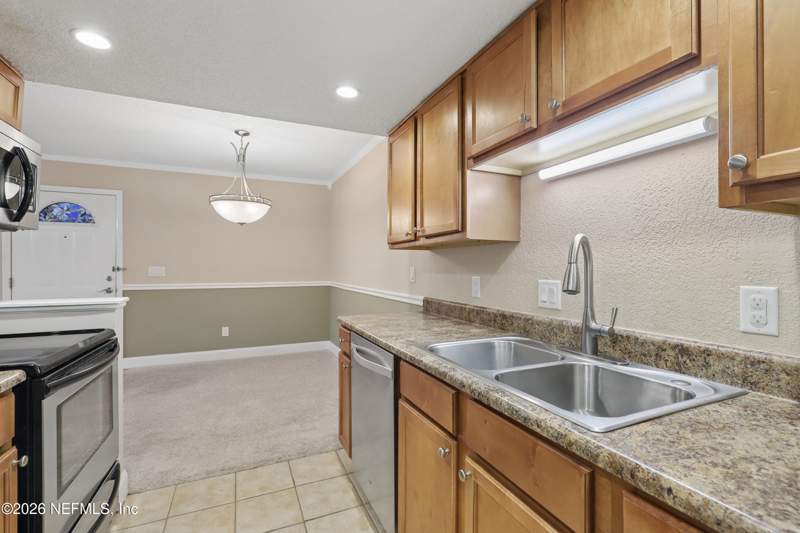 2 bedroom Condominium at 3737 Loretto Road #407, Mandarin Pointe, Jacksonville — photo 5