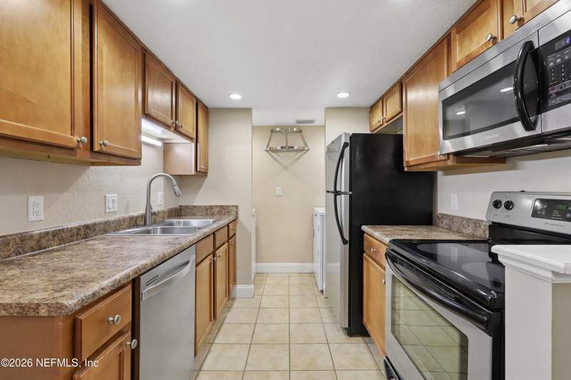 2 bedroom Condominium at 3737 Loretto Road #407, Mandarin Pointe, Jacksonville — photo 4